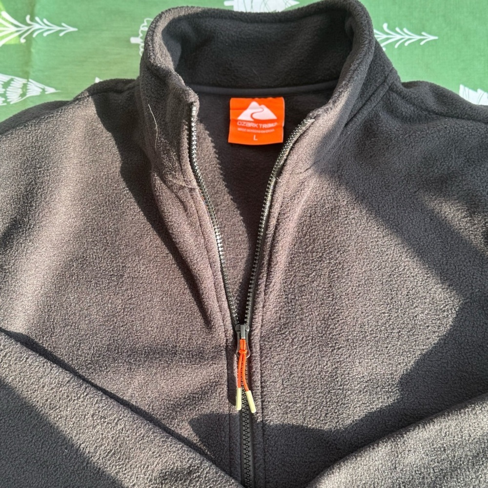 NWT Ozark Trail Men’s Full Zip Fleece Jacket Black Size Large L Polar Soft Warm - Picture 6 of 11
